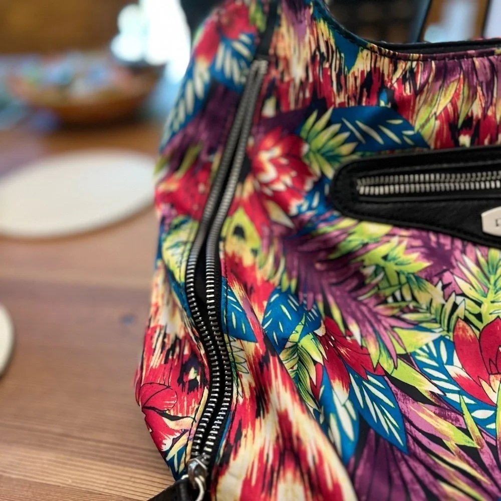 Nicole Miller Vibrant Floral Shoulder Bag - Picture 3 of 10